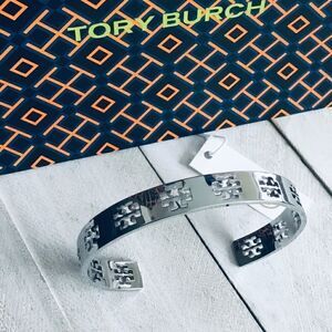 TORY BURCH LOGO HOLLOW BRACELET SILVER
